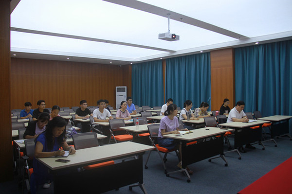 典礼现场_副本.jpg